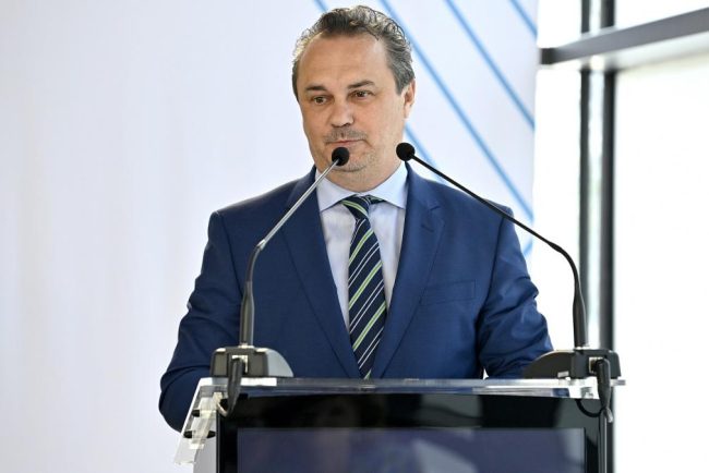 ANRE angajeaza doi fosti parlamentari PSD pe acelasi post