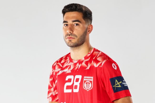 Alex Pascual handbalist la Dinamo va lipsi 2 luni