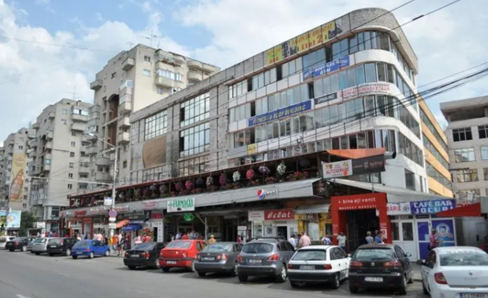 Arhitectii romani concurzeaza pentru o cladire importanta