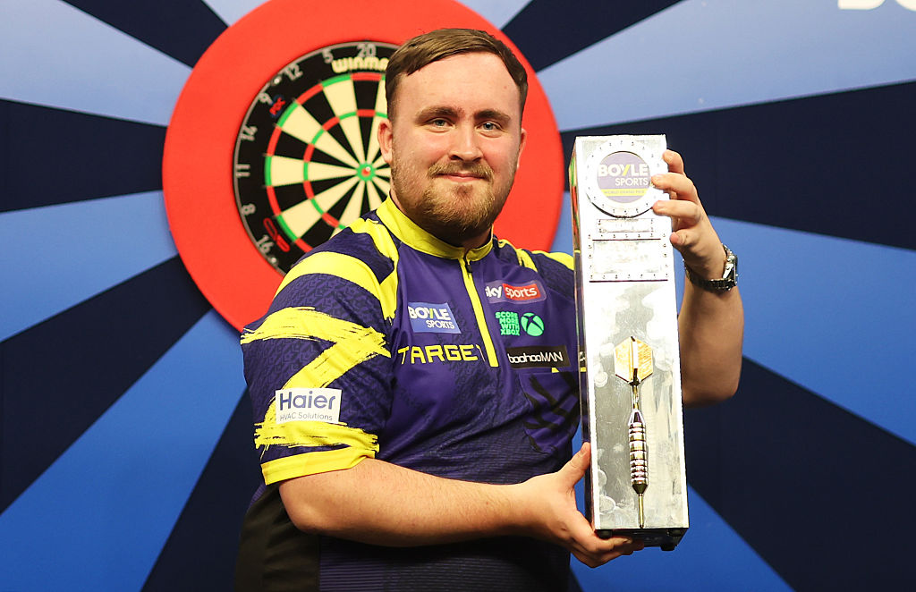 Campionul mondial la darts ghinion urias Luke Littler a ratat un turneu din cauza traficului