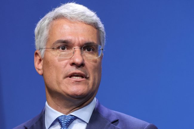 Dragos Pislaru Romania nu poate acorda pensii speciale