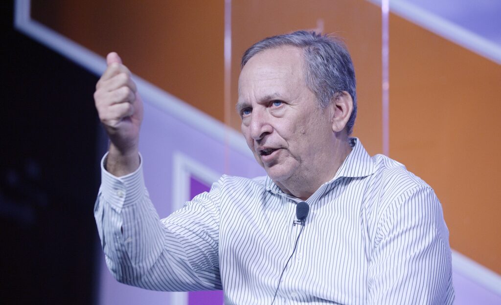 Larry Summers demisioneaza din consiliul OpenAI