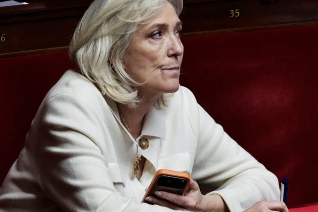 Le Pen afirma ca nu va candida la presedentie daca interdictia electorala ramane