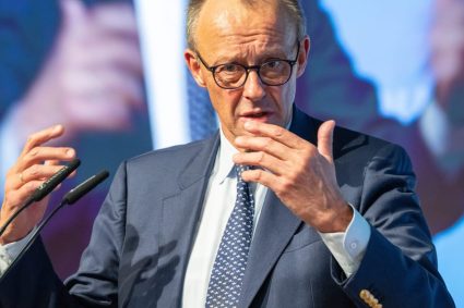 Merz din Germania se confrunta cu rebeliunea conservatorilor