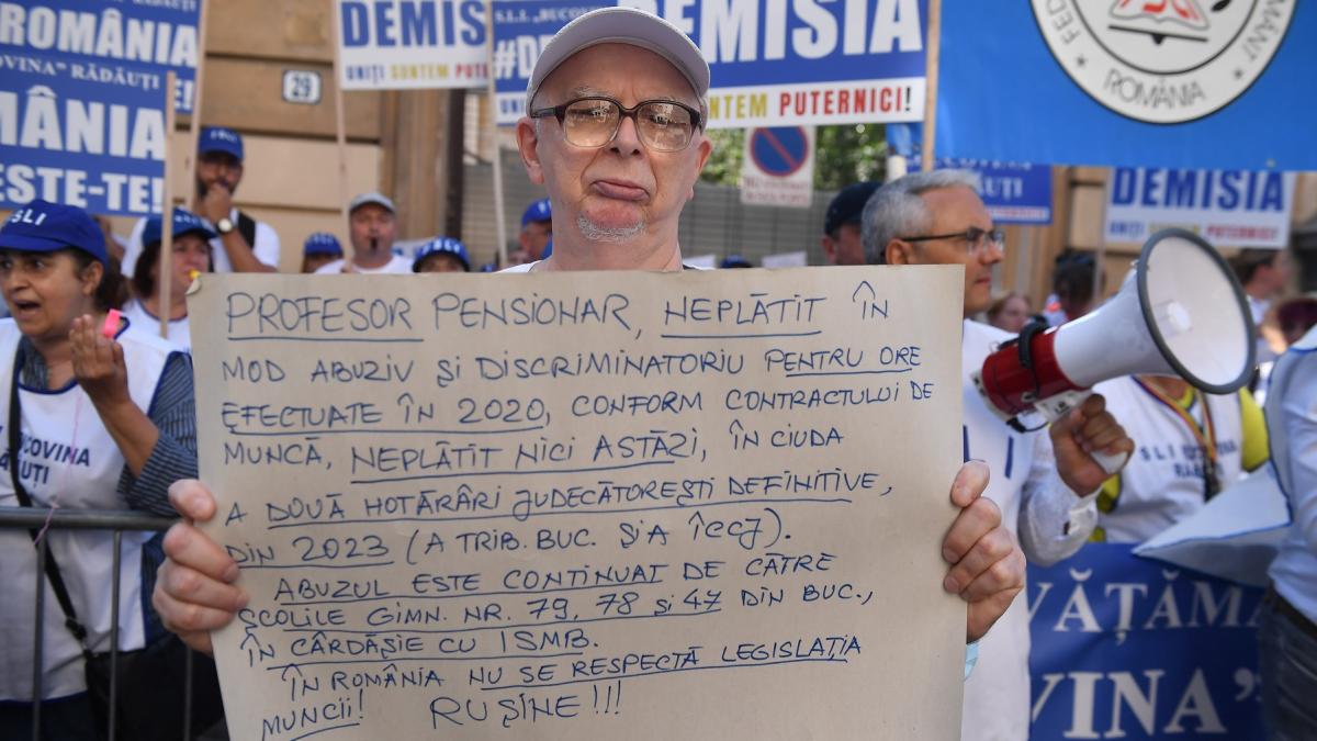 Profesorii protesteaza miercuri la Ministerul Educatiei