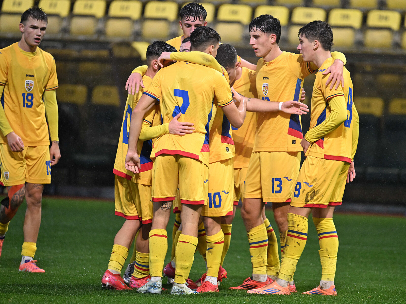 Romania U19 avanseaza spre turul 2 Victorie clara cu Islanda