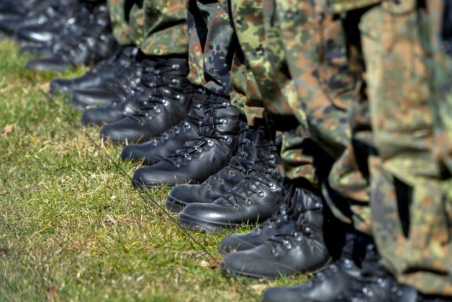 Varsovia a confirmat Soldati americani raman in Polonia