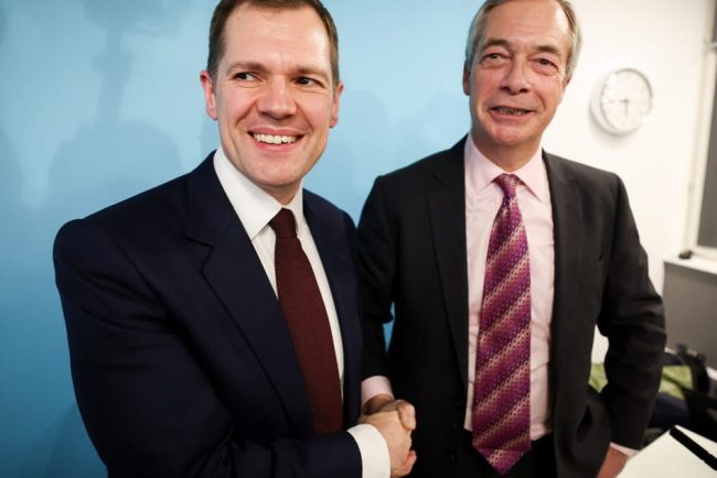 Cea mai mare defectiune a Tory urilor lui Nigel Farage reprezinta un risc pentru Reforma