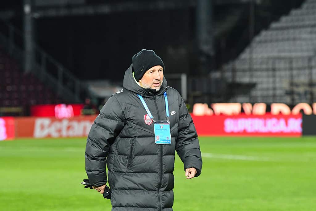 Dan Petrescu dezamait de modul in care este tratat in tara Sunt mai apreciat in strainatate decat in Romania