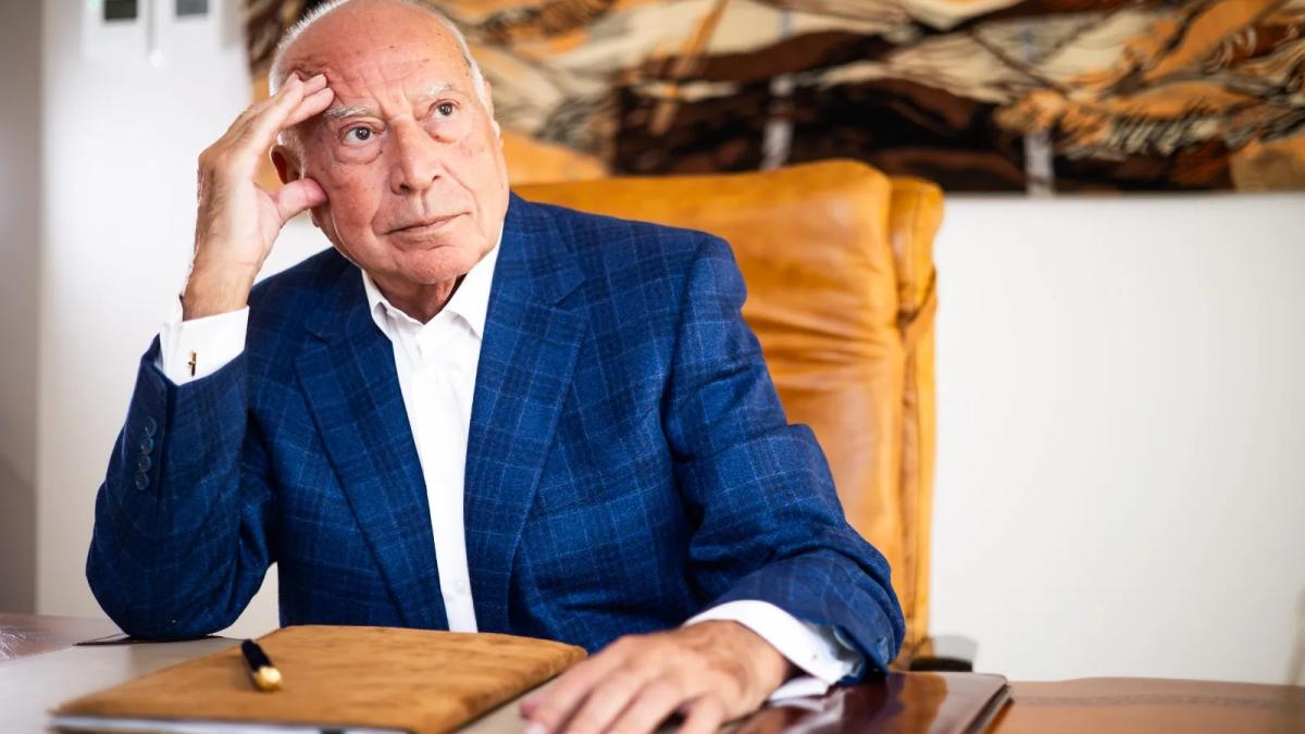 Dan Voiculescu Presiunea exercitata asupra antreprenorilor are un efect grav asupra economiei nationale