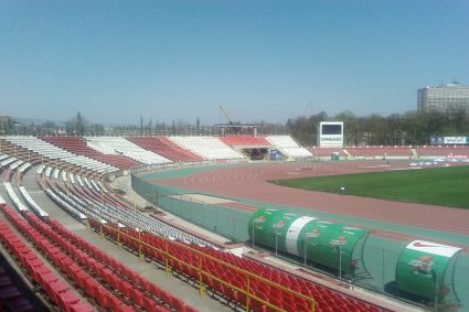 Stadionul Dinamo distrus Buldozerele au intrat pe Soseaua Stefan cel Mare suporterii au invadat Groapa pentru ultimele amintiri