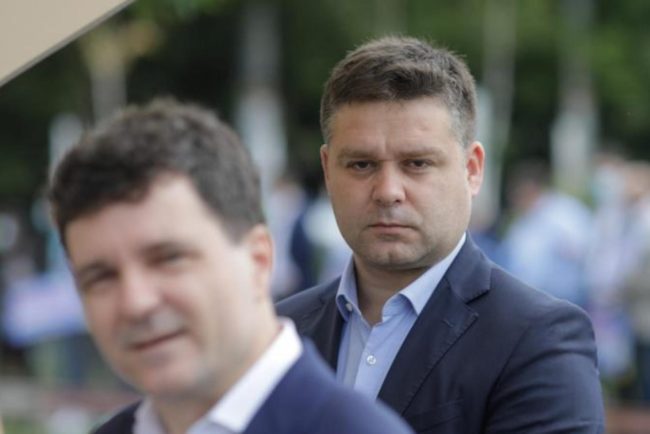 scandal intre ciprian ciucu si nicusor dan misterul datoareii de trei miliarde de lei adevarul despre finantele primariei bucuresti