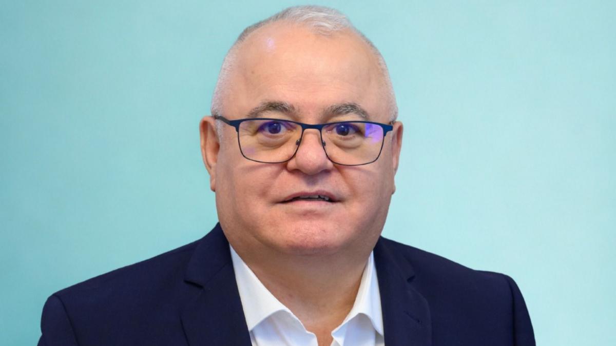 Ion Duvac isi apara onoarea cu ajutorul unui avocat in fata unor acuzatii neasteptatelegate de candidatura sa pentru functia de presedinte al Colegiului Psihologilor