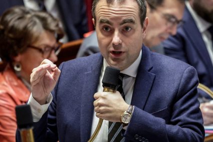 Lecornu din Franta isi prezinta planurile de final de mandat si nu va candida pentru functia de presedinte
