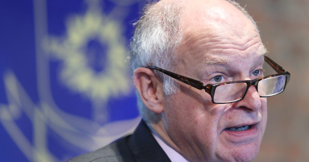 Parlamentarii ar trebui sa nu tina cont de Camera Lorzilor in legatura cu sinuciderea asistata sustine un fost judecator de top din Marea Britanie