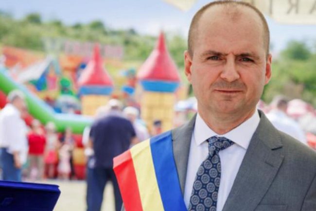 Primarul comunei cu conturile blocate in care cetatenii nu mai achita impozitele crescute Ce ar trebui sa facem noi