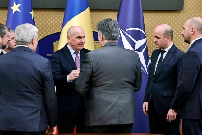 Protest impotriva lui Bolojan Peste 1300 de primarii incep astazi o greva de avertisment