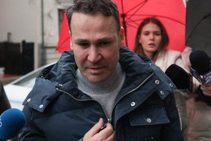 Robert Negoita s a intors la conducerea Primariei Sectorului 3 Primul mesaj din biroul de primar dupa hotararea instantei