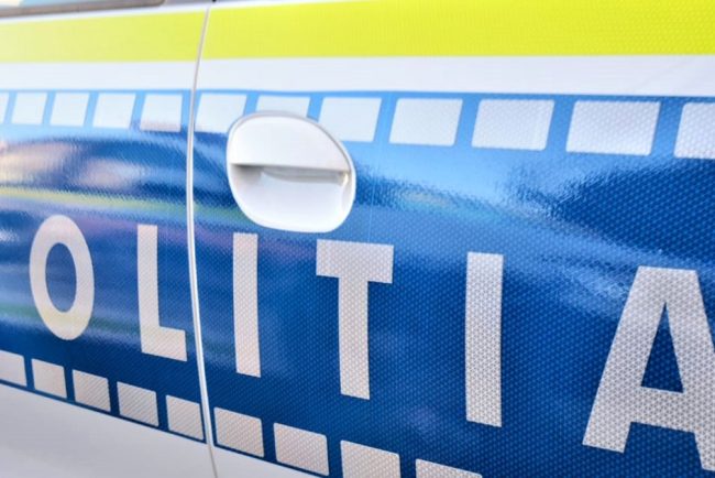 Un baiat de 14 ani care a lovit un alt adolescent in fata unui mall din Cluj lasandu l inert a fost plasat in arest la domiciliu