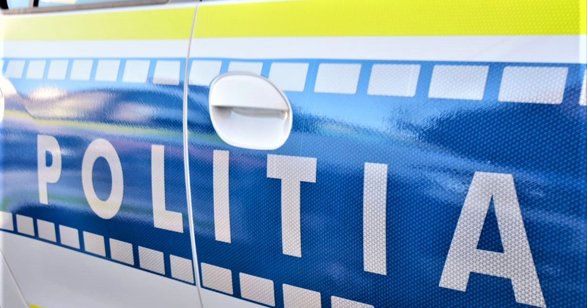Un baiat de 14 ani care a lovit un alt adolescent in fata unui mall din Cluj lasandu l inert a fost plasat in arest la domiciliu