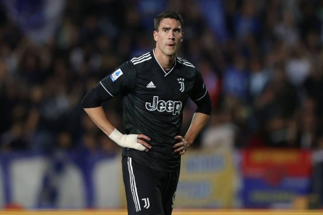 Vlahovic paraseste Juventus Atacantul sarbu se pregateste sa se alature unui alt gigant european