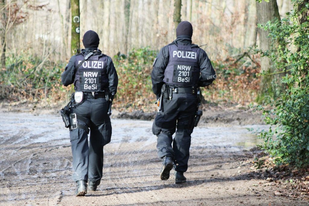 Autoritatile din Berlin emit o alerta cu privire la posibila activitate a gruparilor iraniene in Germania