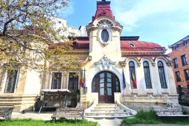 Casa Dinu Lipatti de la executie silita la centru cultural Sectorul 1 achizitioneaza imobilul si lanseaza Promenada Verde pe malul Lacului Strauleti