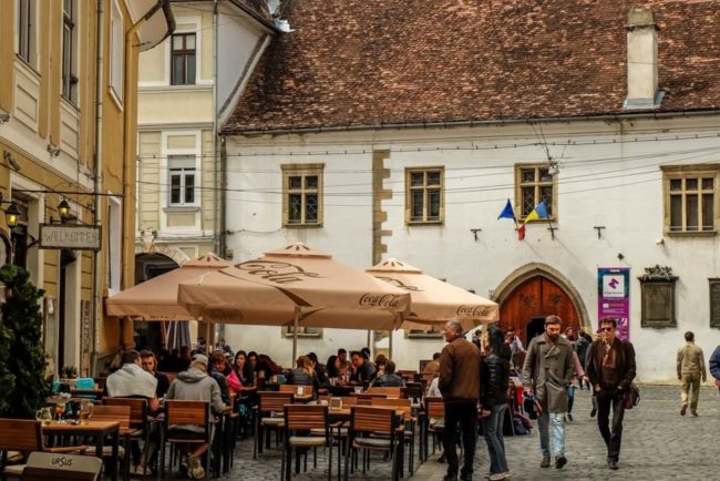 Cat de in siguranta se simt romanii in propria tara Diferente semnificative de mentalitate intre locuitorii mediului urban si cei din mediul rural