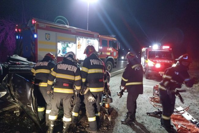 Cluj Oradea cel mai periculos drum din tara Acident cu doi soferi incarcerati la doar 20 km de locul unde ieri a murit o femeie VIDEO