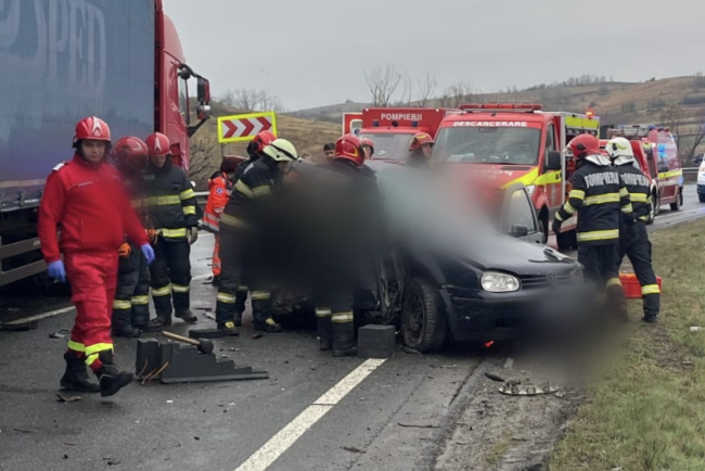 Cum s a petrecut accidentul tragic din Cluj Un sofer ar fi pierdut controlul intr un viraj si a intrat pe contrasens