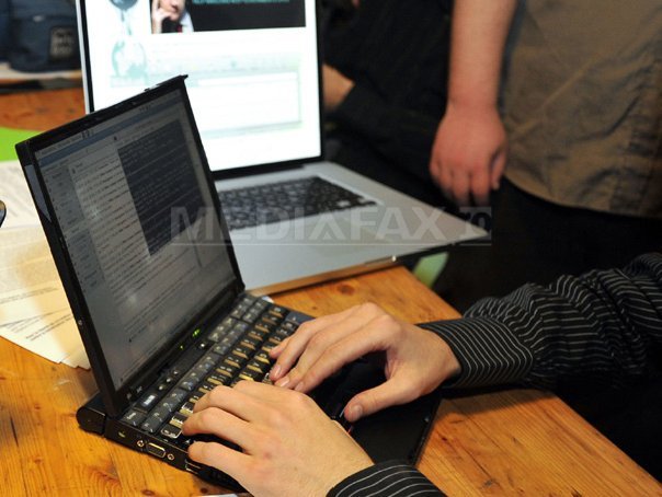DIICOT Destructurarea unei retele internationale de criminalitate informaticap servere dezactivate in 7 tari peste 369000 de routere compromise