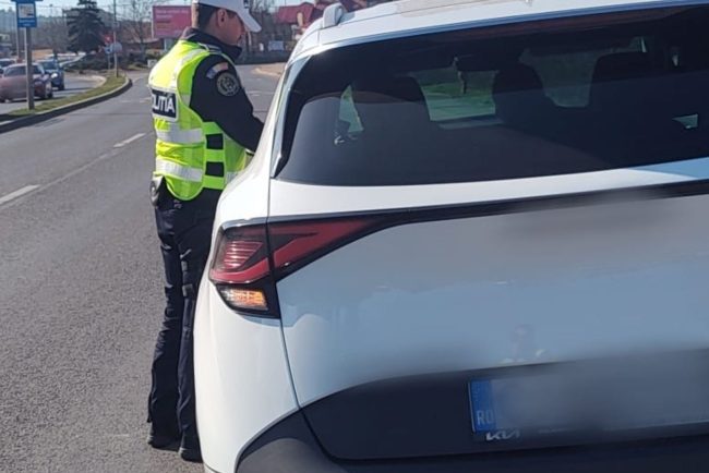 Depasirile nefolosirea centurii de siguranta si permise suspendate Interventia politiei din Cluj pe DN1 a surprins soferii