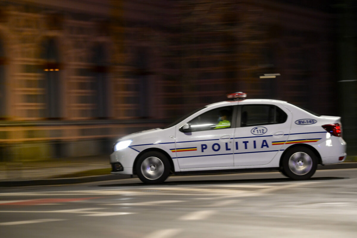 Doi politisti din Maramures trimisi in judecata pentru coruptie si abuz in serviciu