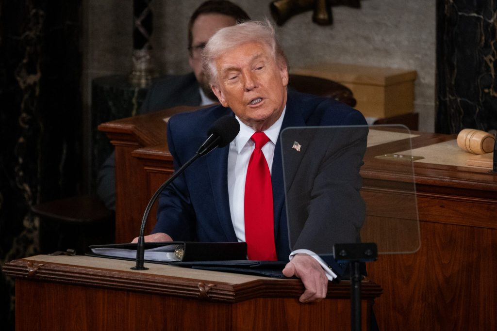 Donald Trump face primele declaratii de la inceputul razboiului cu Iranul Regimul avea deja rachete capabile sa ajunga in Europa