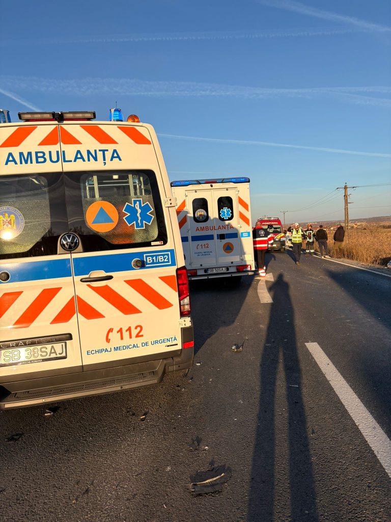 Doua femei au cazut dintr un autobuz de transport public in Sibiu