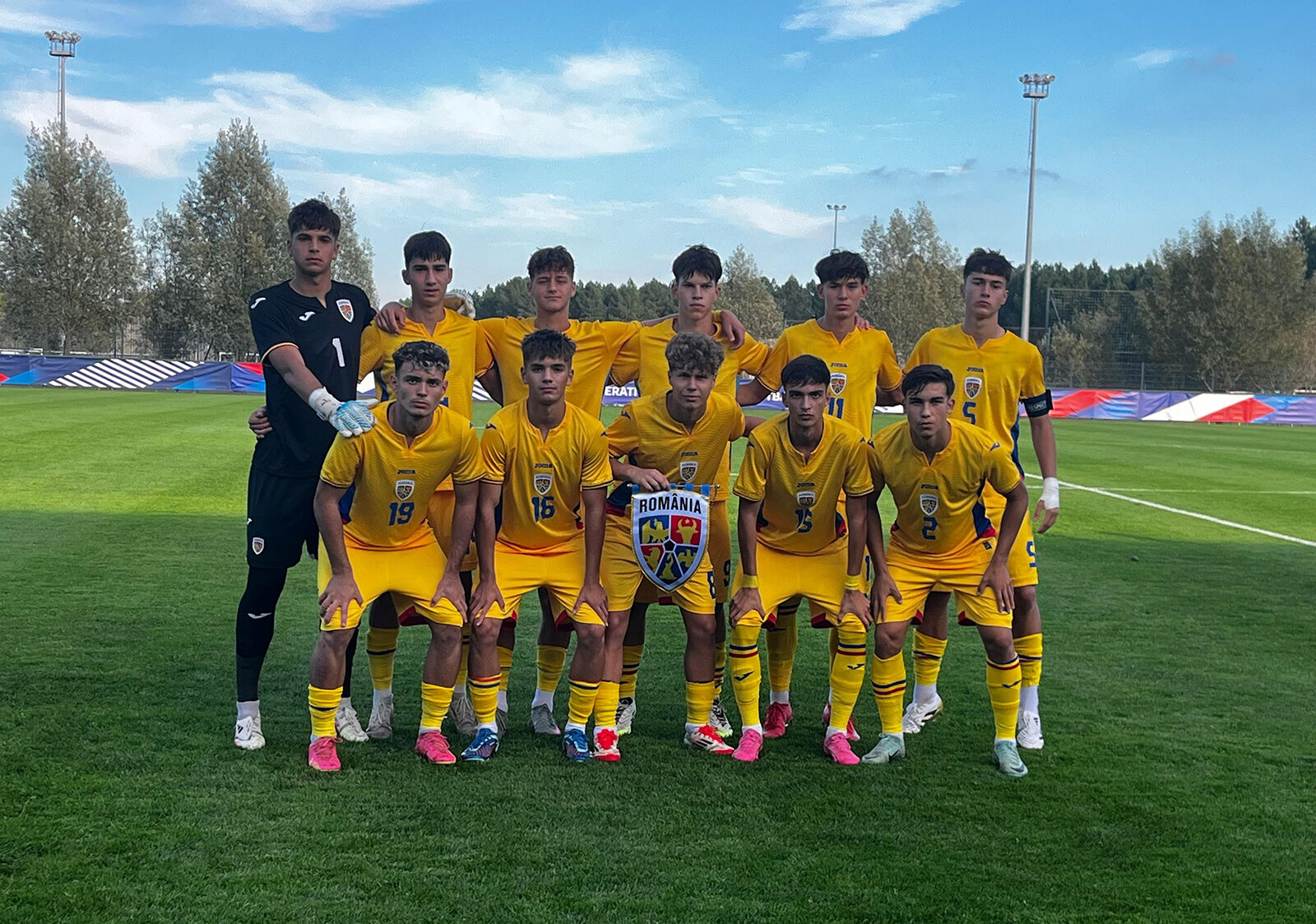 Echipa U17 de fotbal participa in Italia pentru a se califica la Campionatul European 2026