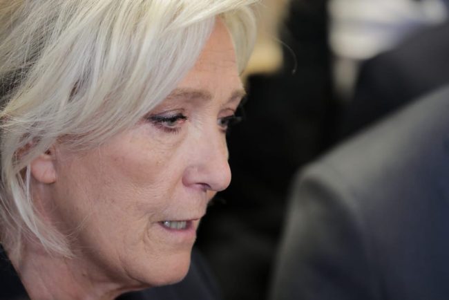 Europeanii trebuie sa achizitioneze din Franta daca isi doresc protectie nucleara afirma Le Pen