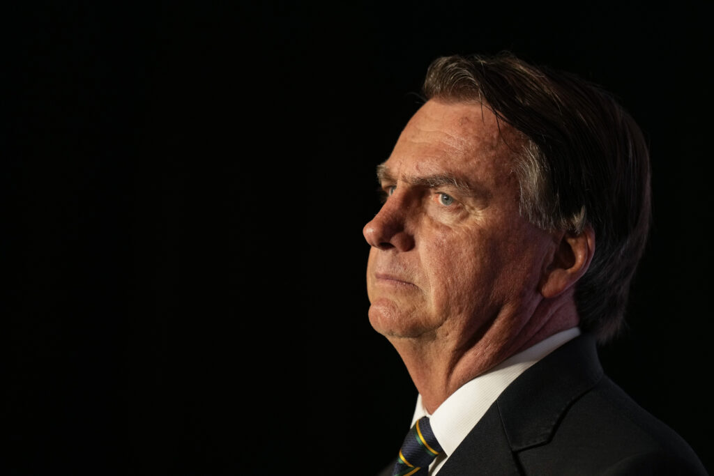 Fostul presedinte al Braziliei Jair Bolsonaro va executa pedeapsa la domiciliu din cauza unor probleme de sanatate