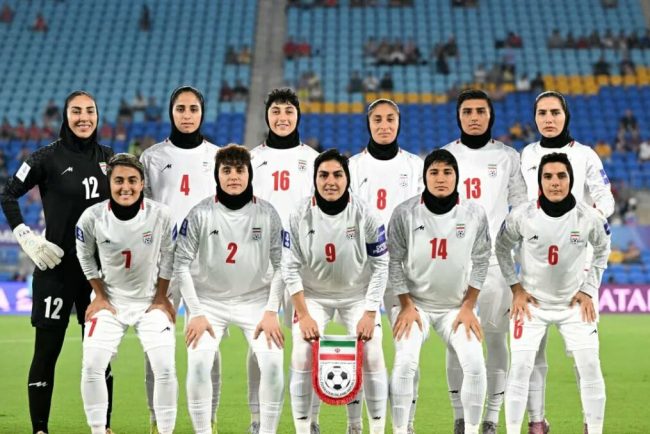Inca doua jucatoare de fotbal din echipa feminina a Iranului au cerut azil in Australia