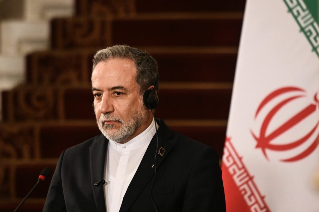 Ministrul de Externe iranian il acuza pe Netanyahu ca l a atras pe Trump in conflictele Israelului