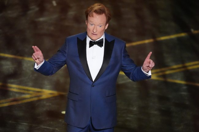 OBrien si Kimmel il satirizeaza pe Trump la Premiile Oscar