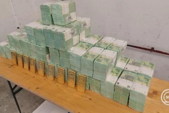 Parlamentul Ungariei hotareste daca va mentine fondurile si aurul confiscate de la ucraineni