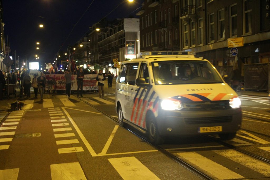 Politia olandeza a arestat patru tineri dupa un incendiu la o sinagoga in Rotterdam