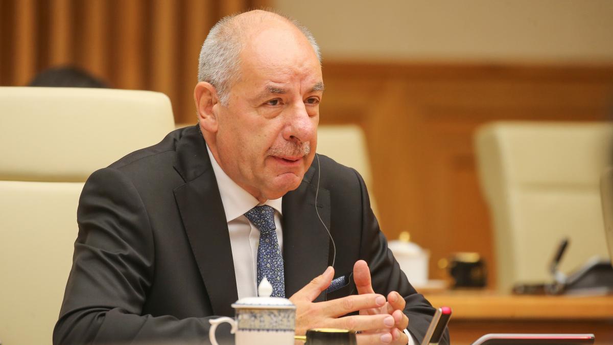 Presedintele Ungariei va efectua o vizita duminica la Targu Secuiesc cu ocazia Zilei Maghiarilor de Pretutindeni Despre ce