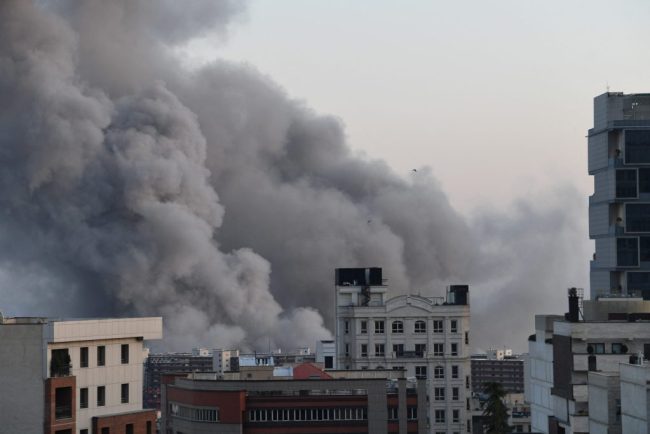 Razboi in Orientul Mijlociu ziua 8 Armata israeliana lanseaza o noua serie de atacuri in Iran Trump Atacurile americane au distrus 42 de nave ale marinei iraniene