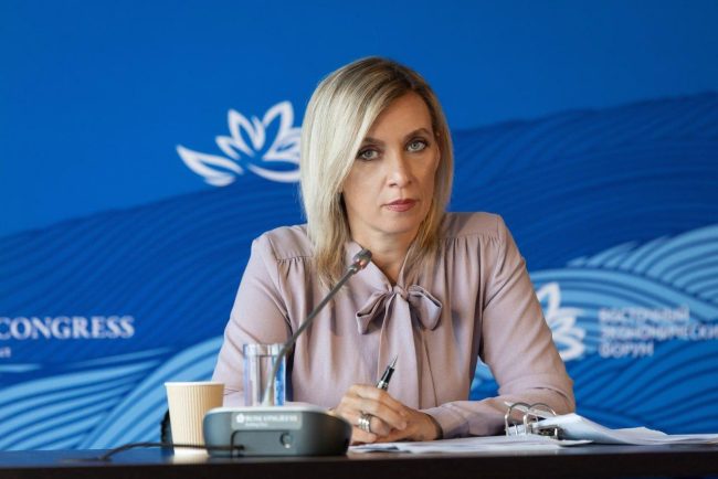 Rusia reactioneaza la planul lui Macron privind umbrela nucleara la care a fost invitata si Romania