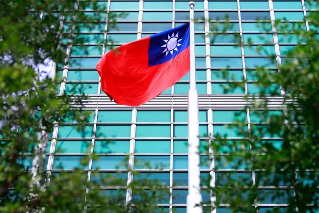 SUA ar putea trimite noi livrari de arme catre Taiwan dupa vizita lui Trump in China Reactia Beijingului