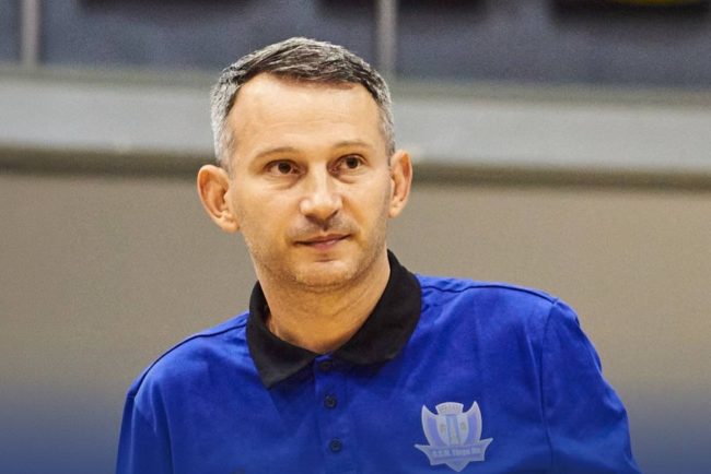 Schimbare pe banca tehnica a echipei medaliate cu bronz in campionatul masculin de baschet CS Valcea 1924