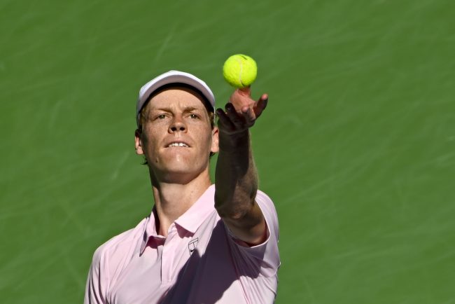 Sinner si Medvedev se vor inti in finala turneului de la Indian Wells