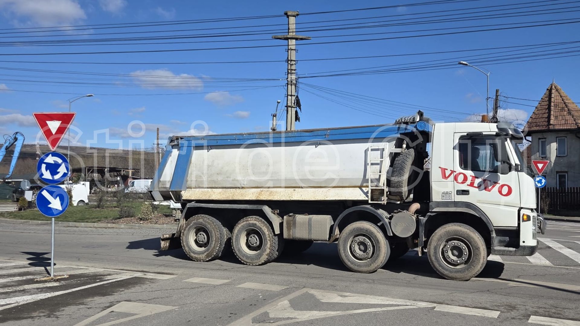 Situatie alarmanta pe Barc 1 in Cluj Napoca Locuitorii protesteaza joi impotriva sensului unic Cartierul s a transformat intr o autostrada Ne am saturat